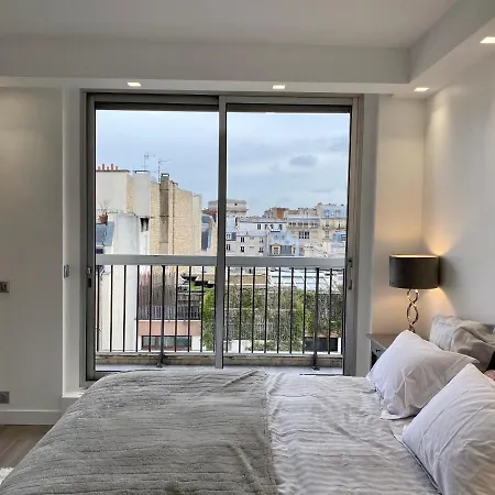 Sublime Terrasse Vue Tour Eiffel & Arc De Triomphe 16e Apartment